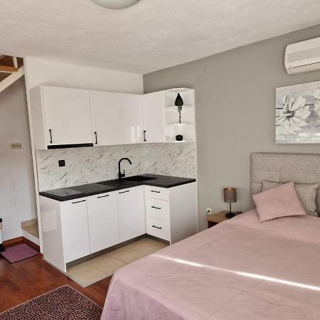 Apartments Ozrenka Tučepi Zewnętrze zdjęcie
