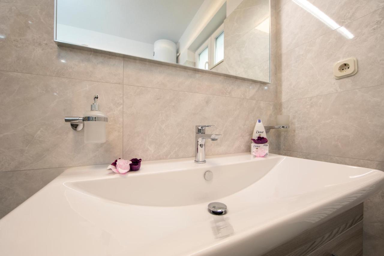 Apartments Ozrenka Tučepi Zewnętrze zdjęcie