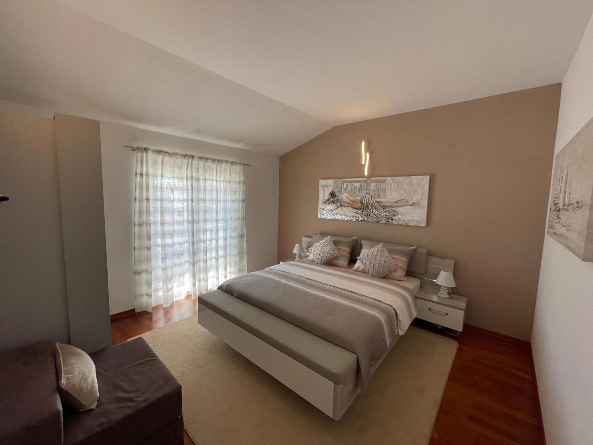 Apartments Ozrenka Tučepi Zewnętrze zdjęcie