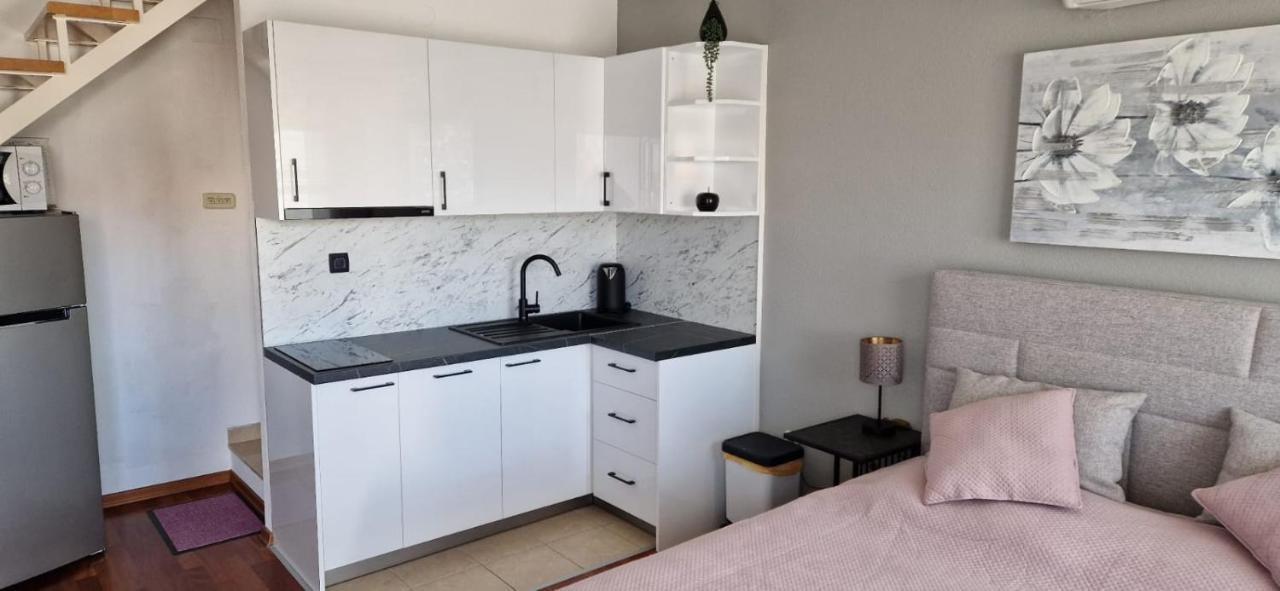 Apartments Ozrenka Tučepi Zewnętrze zdjęcie